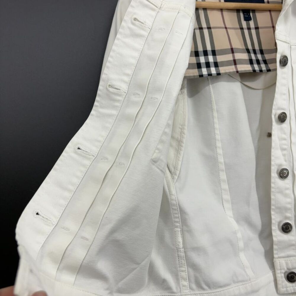 Burberry Beige Check Lined Jacket - Picture 4 of 6